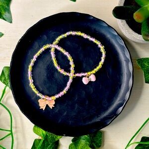 Cute pink and yellow bow bead bracelet random bow charm bracelet